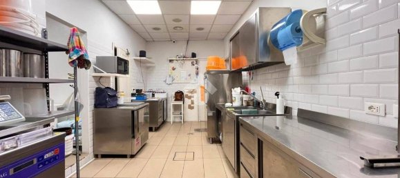 2 rooms Commercial property in Desenzano del Garda, Italy No. 272746 18