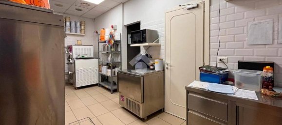 2 rooms Commercial property in Desenzano del Garda, Italy No. 272746 22