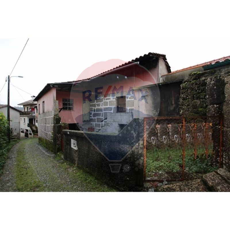 Casa de 3 dormitorios en Cantelaes, Portugal No. 42582