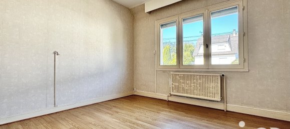 3 bedrooms House in Beauvais, France No. 346033 7