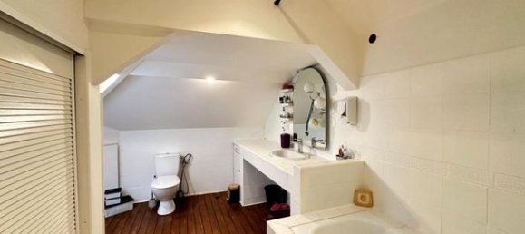 5 bedrooms House in Franqueville-Saint-Pierre, France No. 310666 17