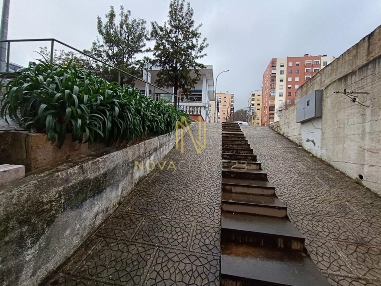 136m² Warehouse in Sintra, Portugal No. 311932