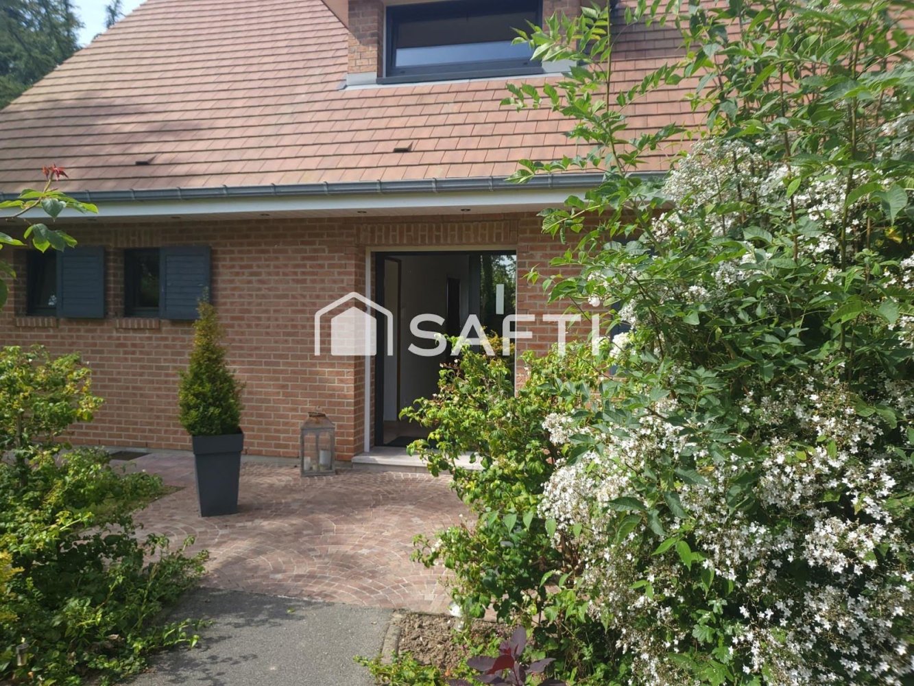 Casa T5 em OEuf-en-Ternois, France N.º 265143