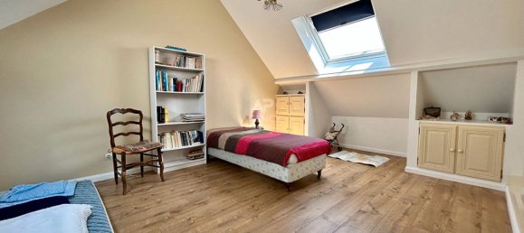 6 bedrooms House in Poissy, France No. 183842 14