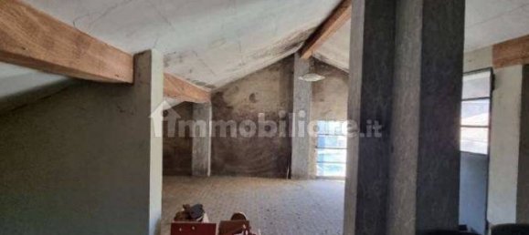 1-Zimmer Lagerhaus in Jerago con Orago, Italy, Nr. 294959 20