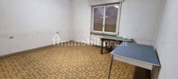 1-Zimmer Lagerhaus in Jerago con Orago, Italy, Nr. 294959 16