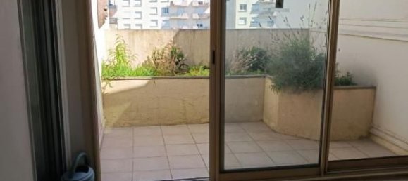 2 bedrooms Apartment in Beziers, France No. 336037 4