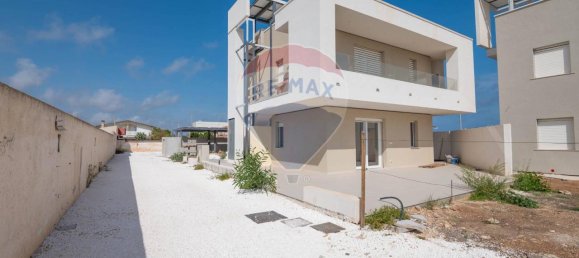 6 rooms Villa in Noto, Italy No. 103630 5