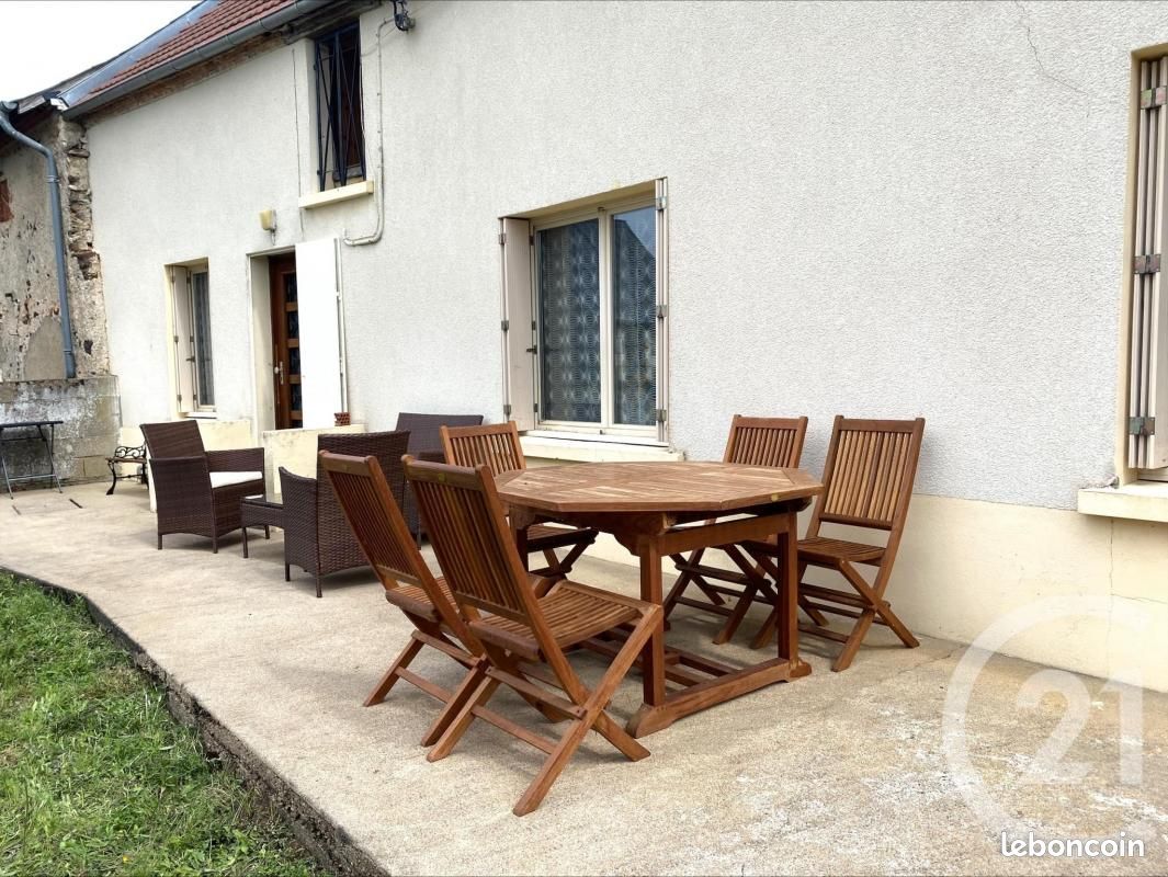 3 Schlafzimmer Haus in Crezancy-en-Sancerre, France, Nr. 268293