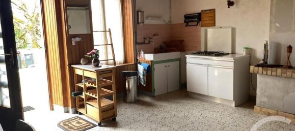 3 Schlafzimmer Haus in Crezancy-en-Sancerre, France, Nr. 268293 4