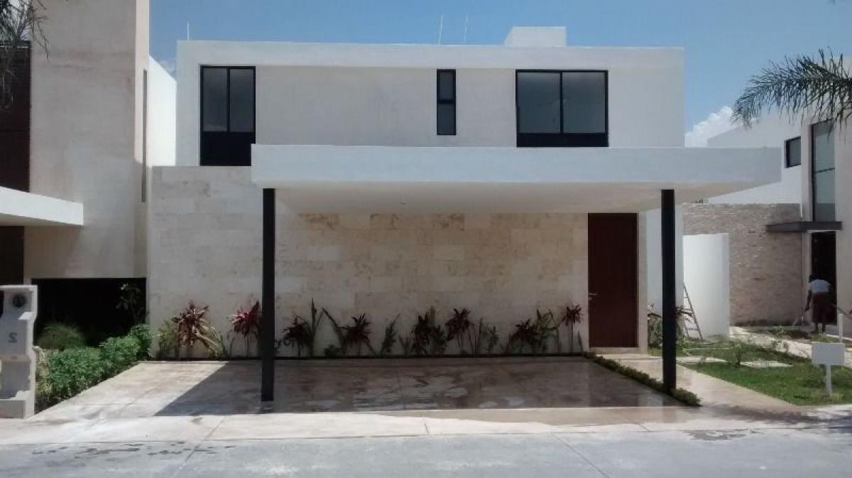 3 bedrooms House in Merida, Mexico No. 81954