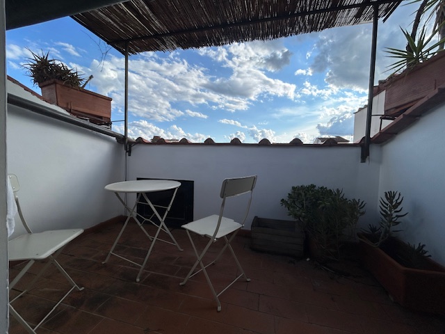 4-salle Appartement à Florence, Italy No. 222442