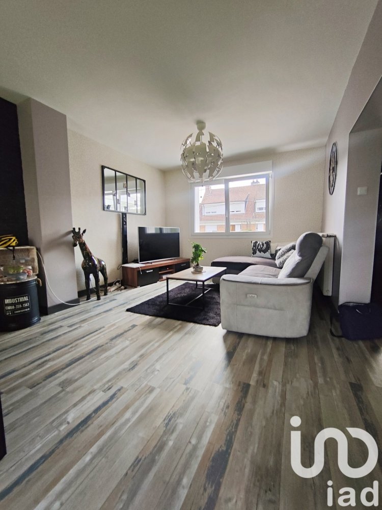 3 bedrooms House in Wizernes, France No. 232543