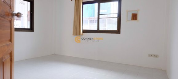 460m² House in Pattaya, Thailand No. 26715 14