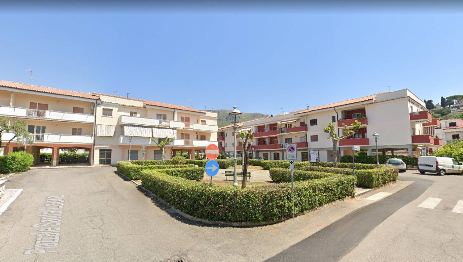 Garagem em Sperlonga, Italy 4 m² N.º 162650