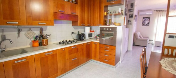 4غرفة شقة في Settimo Torinese, Italy رقم 213360 12