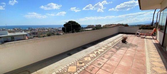 Дом с 7 комнатами в Катандзаро, Италия № 145797 8