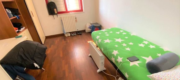 Дом с 7 комнатами в Катандзаро, Италия № 145797 12