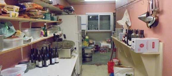 6 rooms Building in Graulhet, France No. 356857 4