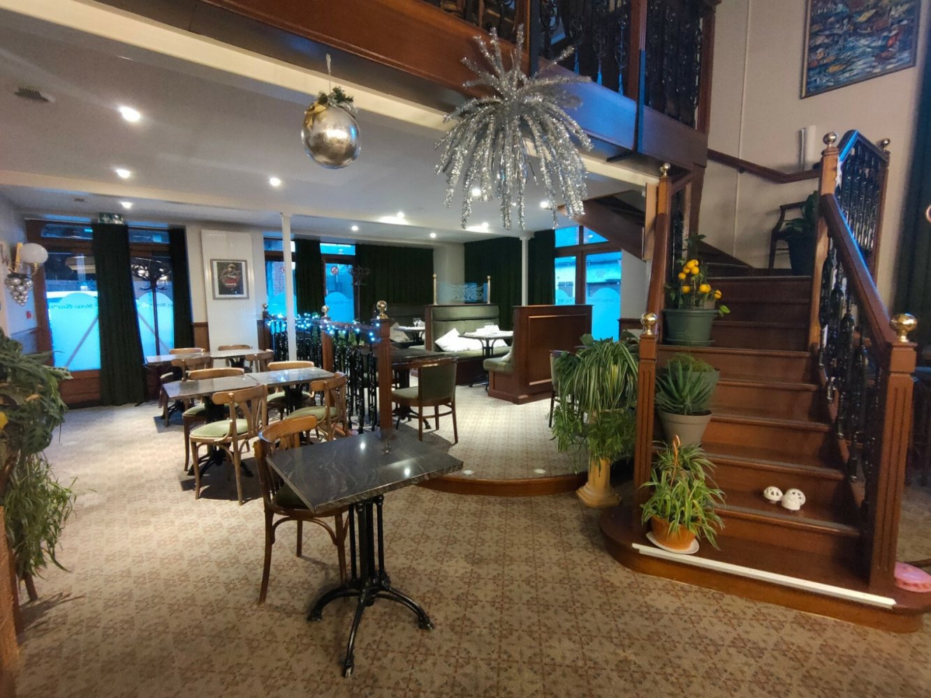 Коммерческая недвижимость 170м² в Вилле-Котре, Франция № 89850