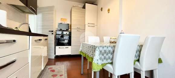 4 rooms Apartment in Uboldo, Italy No. 21892 8