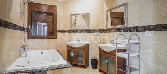 5 Schlafzimmer Villa in Malaga, Spain, Nr. 90809 3