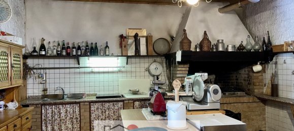 Вилла с 8 комнатами в Кьоджа, Италия № 53200 23