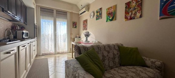 1 bedroom Apartment in Florence, Italy No. 330090 6