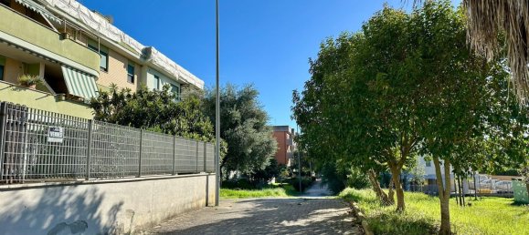 6-salle Appartement à Nettuno, Italy No. 44109 47