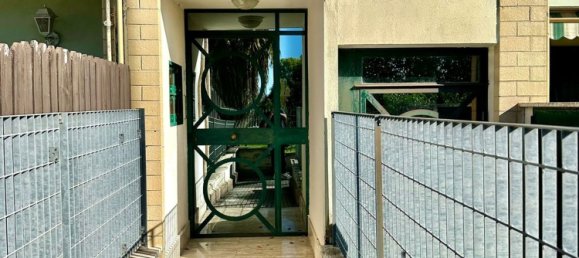 6-salle Appartement à Nettuno, Italy No. 44109 44