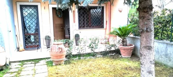 2 Schlafzimmer Wohnung in Grottaferrata, Italy, Nr. 377980 8