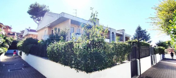 2 Schlafzimmer Wohnung in Grottaferrata, Italy, Nr. 377980 20