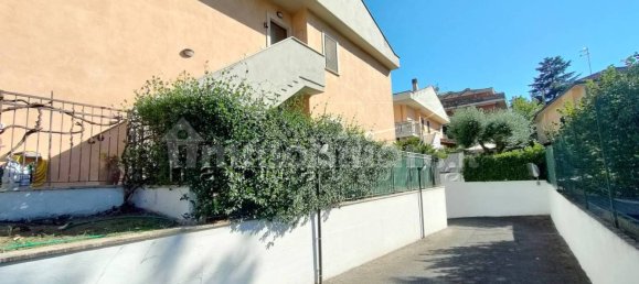 2 Schlafzimmer Wohnung in Grottaferrata, Italy, Nr. 377980 23