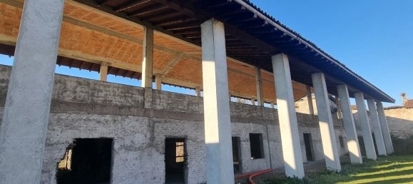 5 Schlafzimmer Schlösser in Bergamo, Italy, Nr. 58710 20