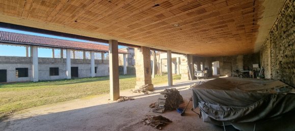 5 Schlafzimmer Schlösser in Bergamo, Italy, Nr. 58710 23