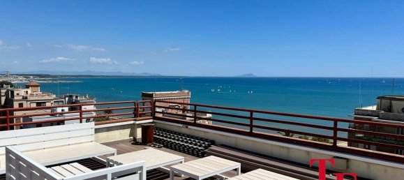 Пентхаус с 3 спальнями в Анцио, Италия № 48563 39