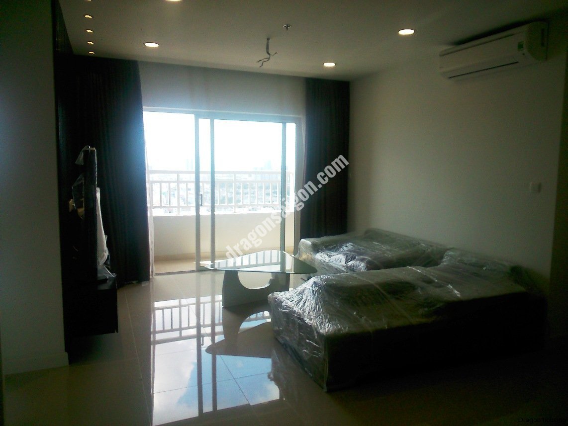 150m² Apartment in District 7, Vietnam No. 10806