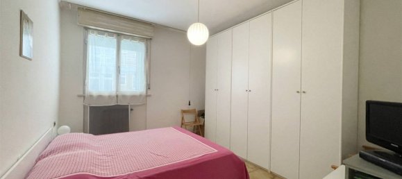 Apartamento de 2 dormitorios en Follonica, Italy No. 39689 16