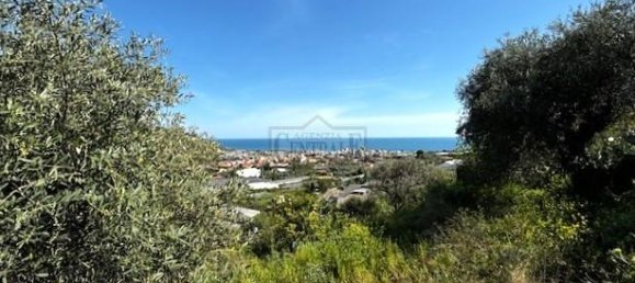 Земельный участок 1500м² в Таджа, Италия № 236172 2