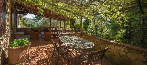 9 bedrooms Villa in Castellina in Chianti, Italy No. 319008 3