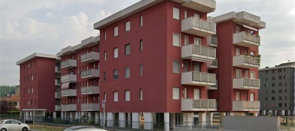 6 rooms Apartment in Garbagnate Milanese, Italy No. 97615 7