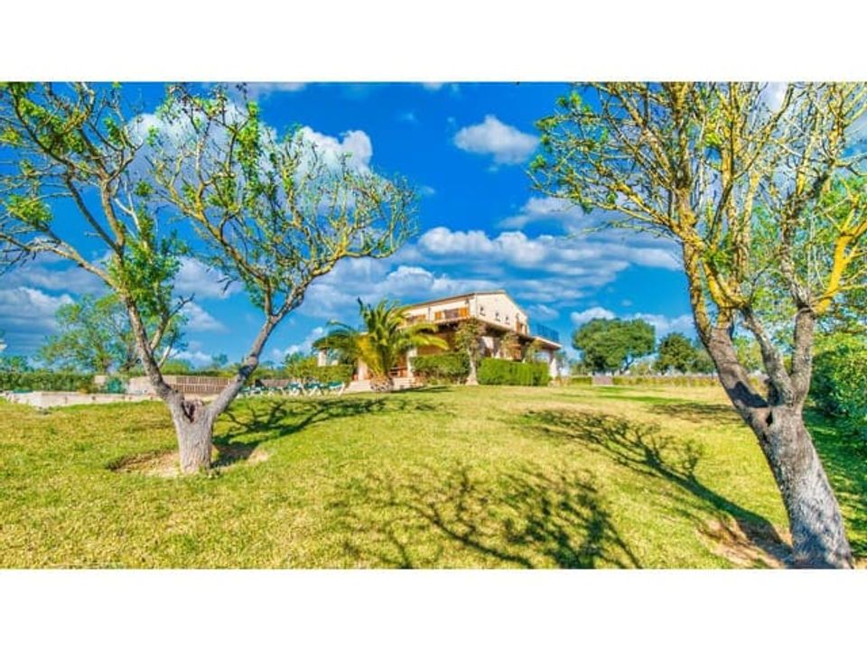 Casa de 5 dormitorios en Alicante, Spain No. 189097