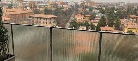 4 rooms Apartment in Modena, Italy No. 26561 4