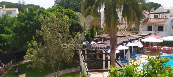 2 bedrooms Penthouse in Quarteira, Portugal No. 122859 3