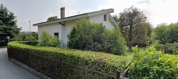 4 rooms Villa in Villa d'Almè, Italy No. 87491 2
