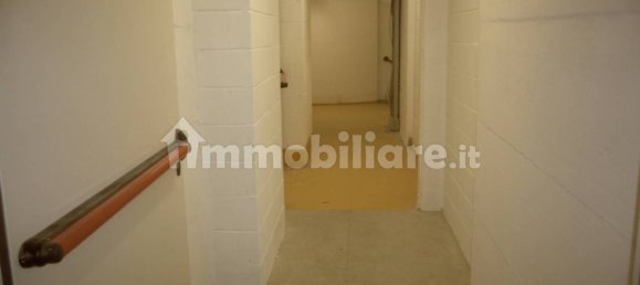  مرآب في Monza, Italy 15متر مربع رقم 53616 8