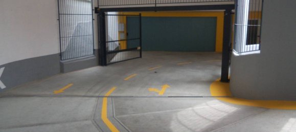  مرآب في Monza, Italy 15متر مربع رقم 53616 4