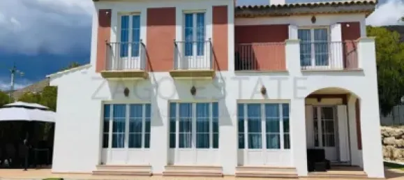 Villa de 4 dormitorios en Alicante, Spain No. 190096 7