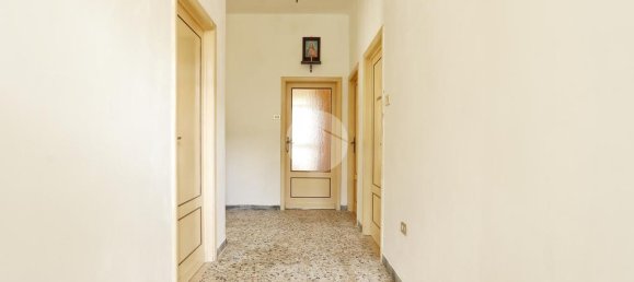 6 chambres Villa à Città Sant'Angelo, Italy No. 371373 3