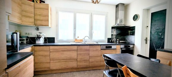 3 Schlafzimmer Wohnung in Nantes, France, Nr. 323408 2